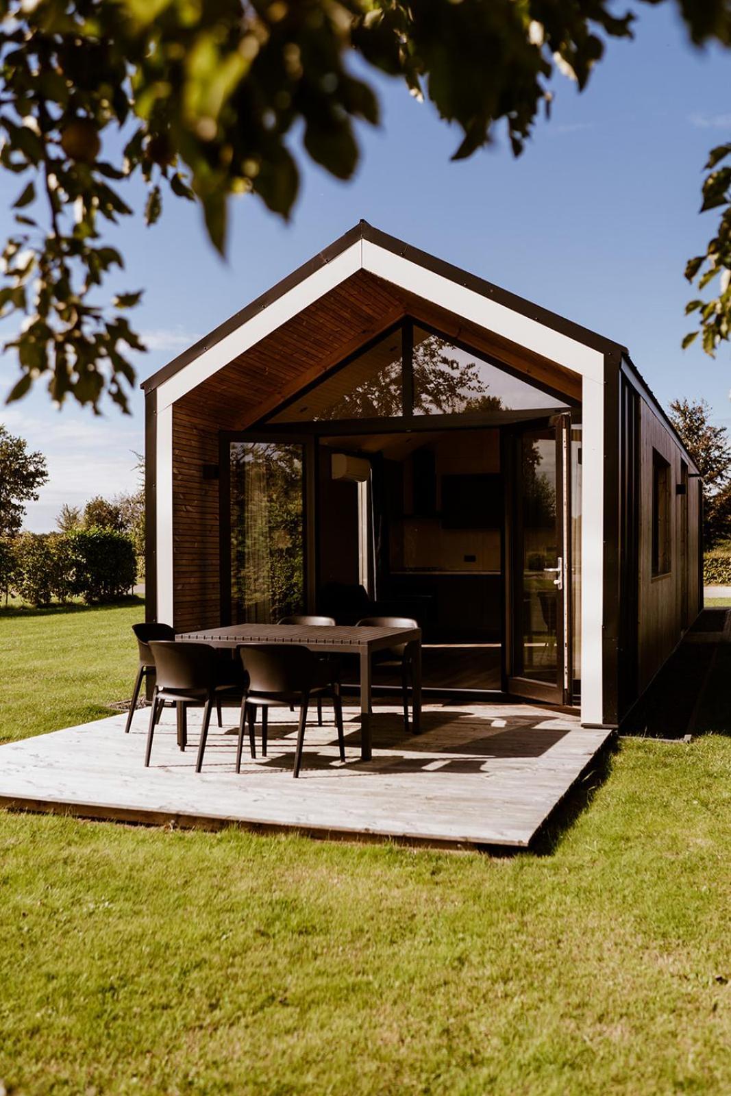 ホテル Tiny House Xxl Bant エクステリア 写真
