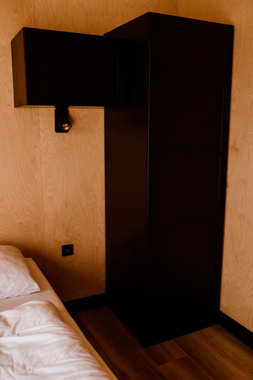 ホテル Tiny House Xxl Bant エクステリア 写真